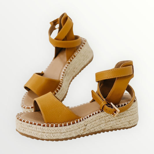 The Everly Platform Sandal - Light Camel